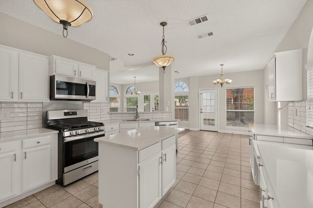 4118 Wynford Drive, Garland, TX 75043
