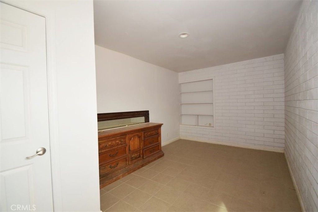 Image 6 of property listing at 8425 Indio Avenue, Yucca Valley, CA 92284