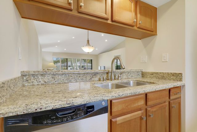 706 Club Drive, Palm Beach Gardens, FL 33418