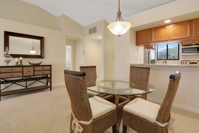 706 Club Drive, Palm Beach Gardens, FL 33418