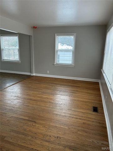 10142 Newbold Drive, Bellefontaine Nghbrs, MO 63137