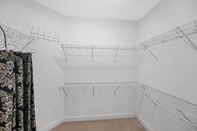 2 Prestwick Trail, Nashua, NH 03062