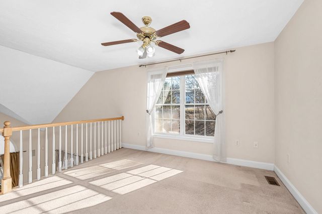 2 Prestwick Trail, Nashua, NH 03062