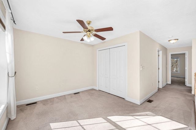 2 Prestwick Trail, Nashua, NH 03062