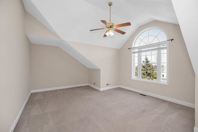 2 Prestwick Trail, Nashua, NH 03062