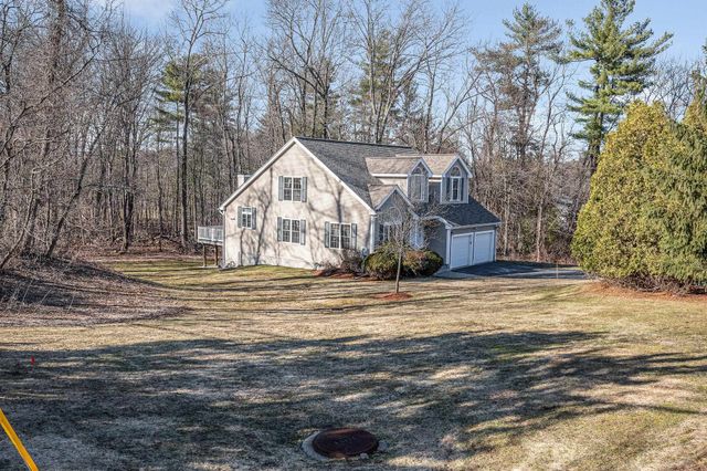 2 Prestwick Trail, Nashua, NH 03062