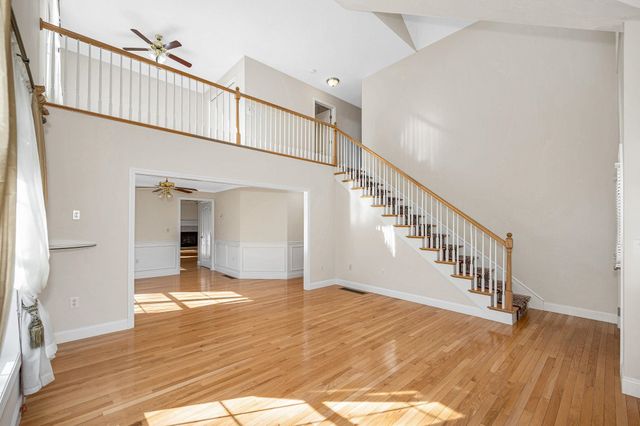 2 Prestwick Trail, Nashua, NH 03062