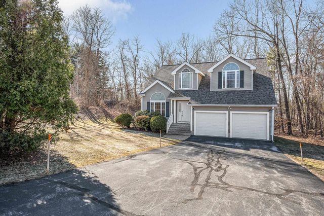 2 Prestwick Trail, Nashua, NH 03062