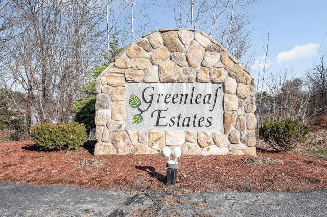 2 Prestwick Trail, Nashua, NH 03062