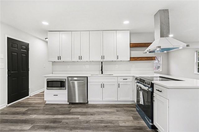 2355 Burdett Ridge Drive, Atlanta, GA 30349