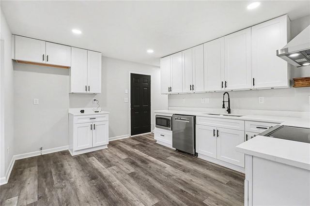 2355 Burdett Ridge Drive, Atlanta, GA 30349