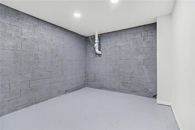 2355 Burdett Ridge Drive, Atlanta, GA 30349