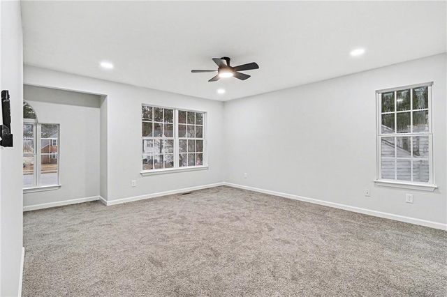 2355 Burdett Ridge Drive, Atlanta, GA 30349