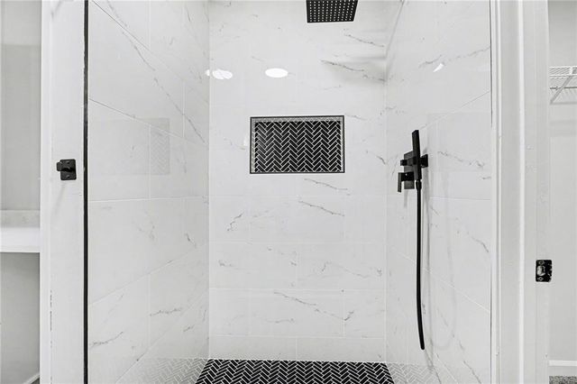 2355 Burdett Ridge Drive, Atlanta, GA 30349