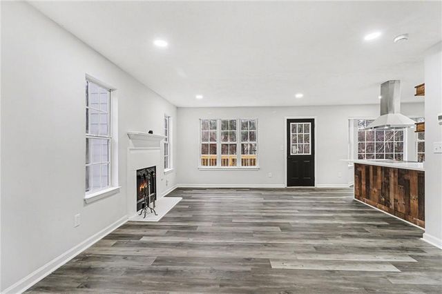 2355 Burdett Ridge Drive, Atlanta, GA 30349