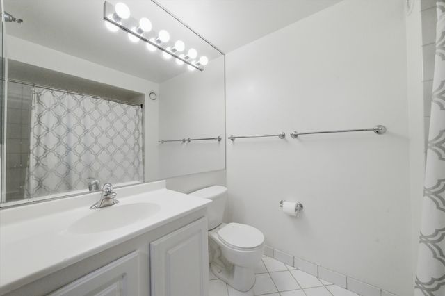345 N LaSalle Street 1109, Chicago, IL 60654