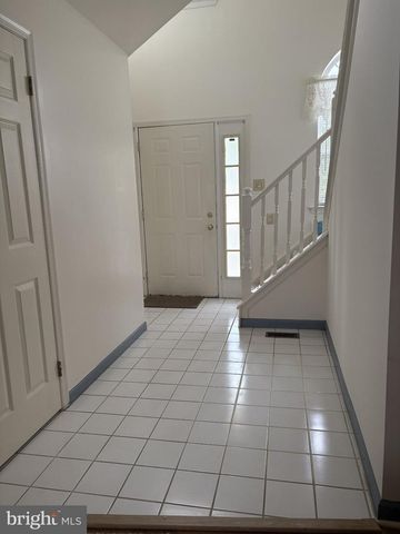 31 VIBURNUM CT, Lafayette Hill, PA 19444