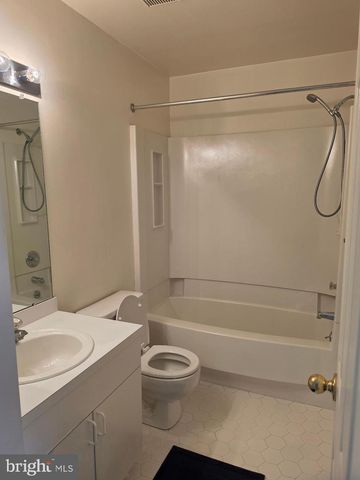31 VIBURNUM CT, Lafayette Hill, PA 19444