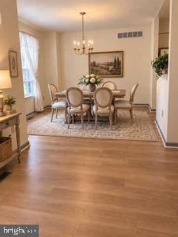 31 VIBURNUM CT, Lafayette Hill, PA 19444