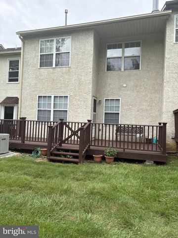 31 VIBURNUM CT, Lafayette Hill, PA 19444