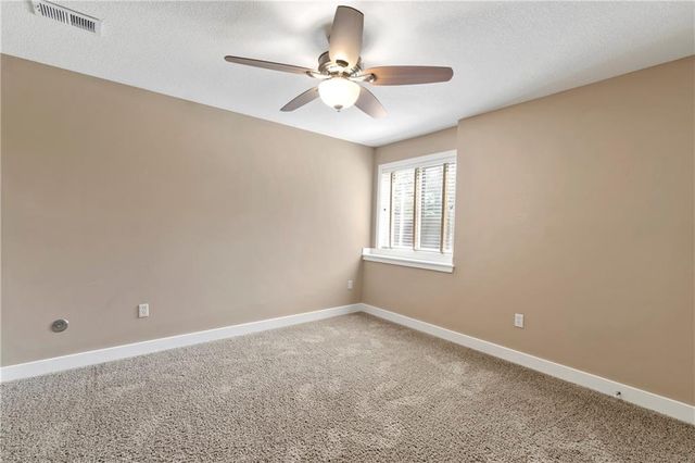 7807 W 158th Terrace, Overland Park, KS 66223