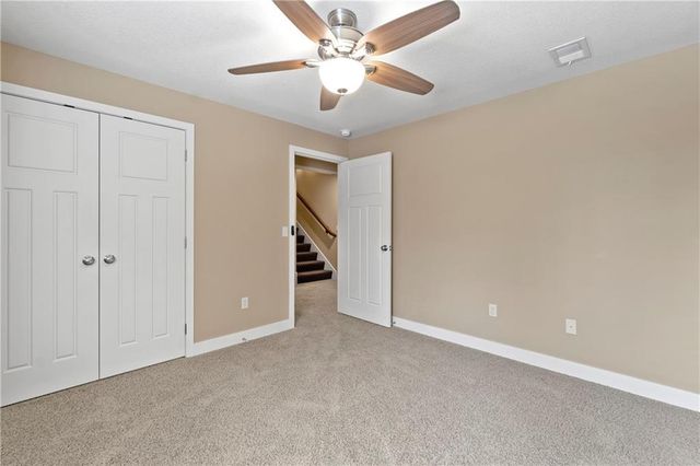 7807 W 158th Terrace, Overland Park, KS 66223