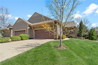 7807 W 158th Terrace, Overland Park, KS 66223