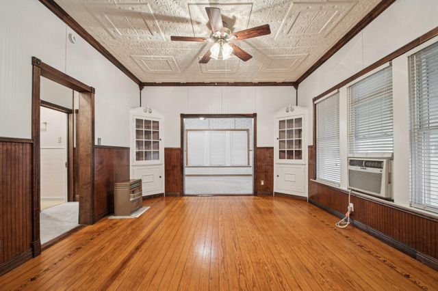 611 N Main ST, Elgin, TX 78621