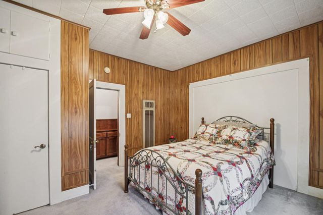 611 N Main ST, Elgin, TX 78621