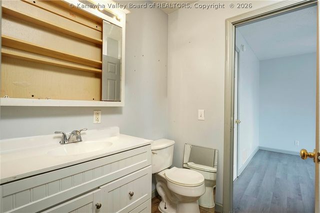 2618 Kanawha Terrace, St Albans, WV 25177