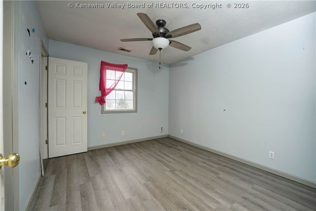 2618 Kanawha Terrace, St Albans, WV 25177