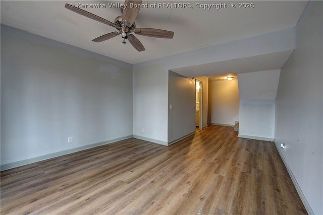 2618 Kanawha Terrace, St Albans, WV 25177