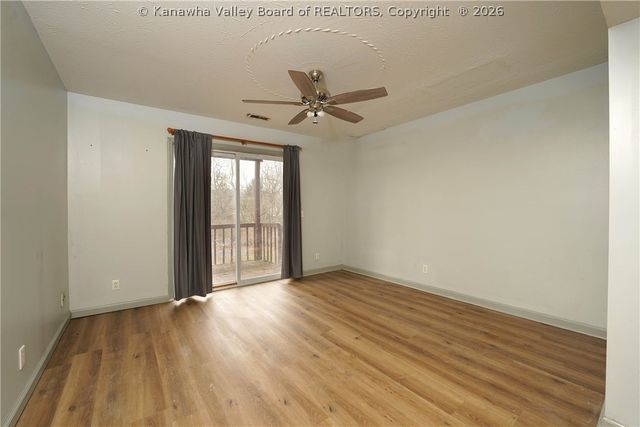 2618 Kanawha Terrace, St Albans, WV 25177