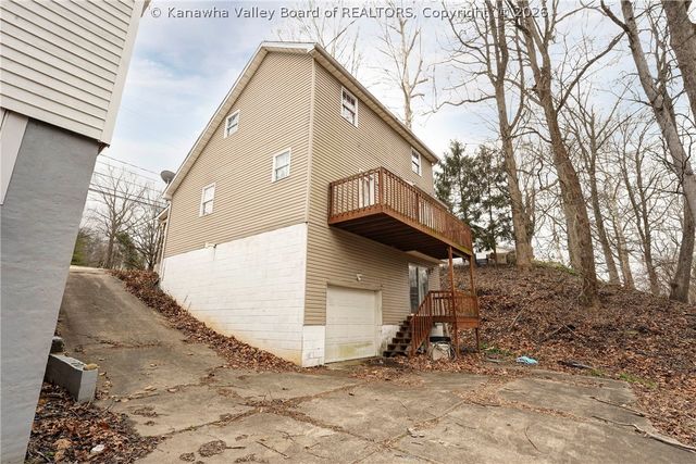 2618 Kanawha Terrace, St Albans, WV 25177