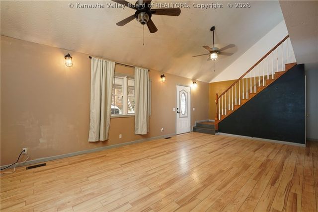 2618 Kanawha Terrace, St Albans, WV 25177