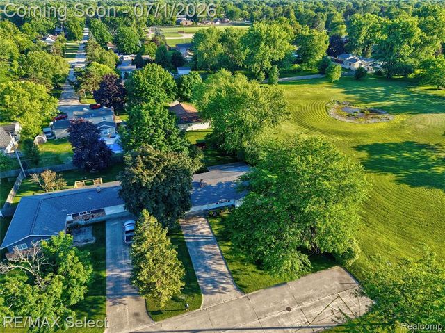 3825 Conklin Drive, Saginaw, MI 48603