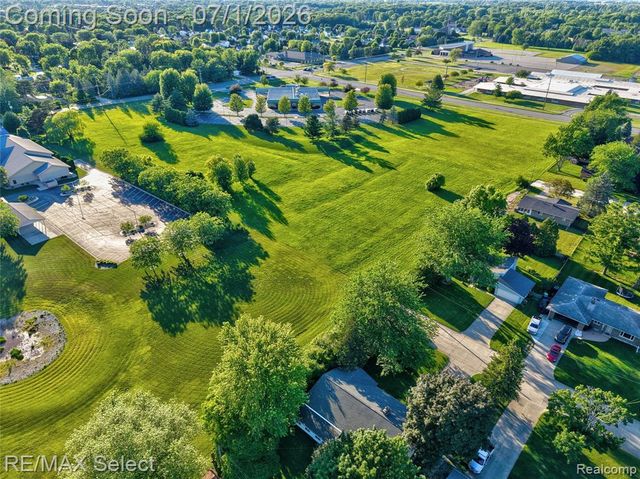 3825 Conklin Drive, Saginaw, MI 48603