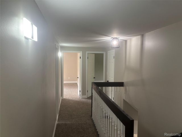29621 Fernhill Drive, Farmington, MI 48334