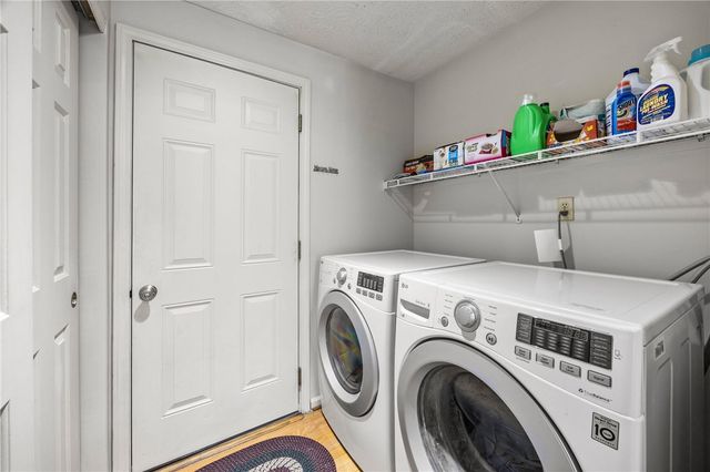 1002 Cane Patch, Webster, NY 14580