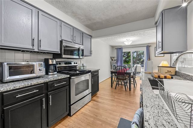 1002 Cane Patch, Webster, NY 14580