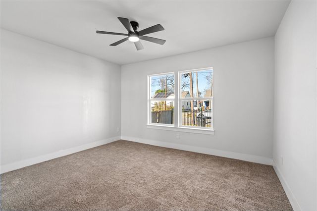 5420 Pease Street, Houston, TX 77023