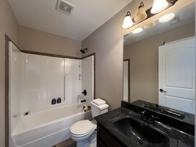 1817 Autumnwood Blvd, Clarksville, TN 37042
