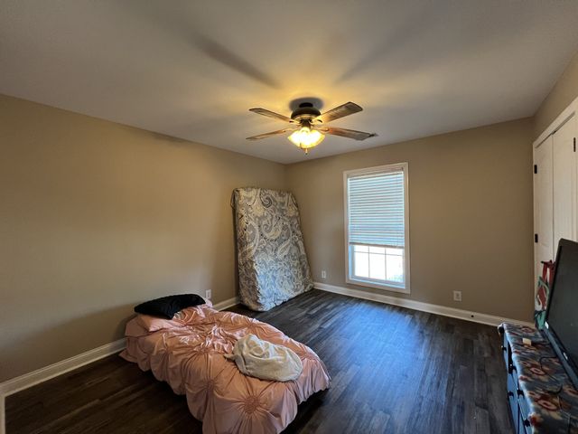 1817 Autumnwood Blvd, Clarksville, TN 37042