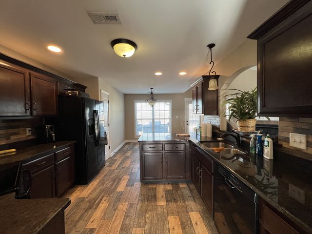 1817 Autumnwood Blvd, Clarksville, TN 37042