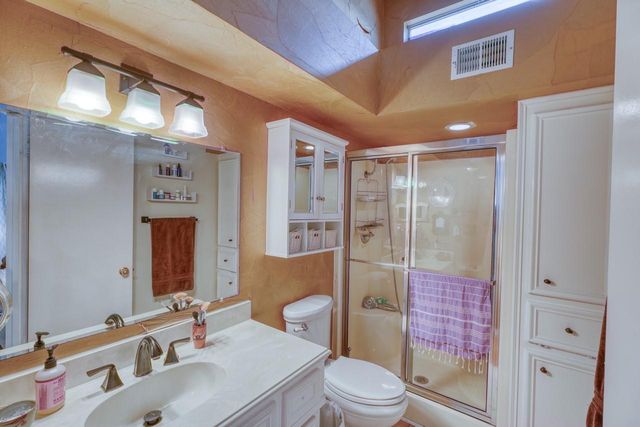 1013 Council ST, Burnet, TX 78611