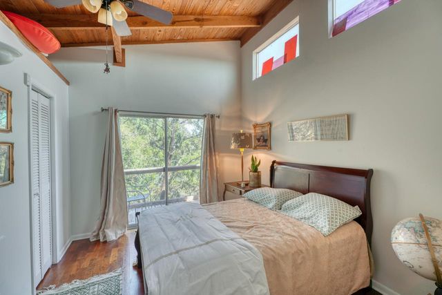 1013 Council ST, Burnet, TX 78611