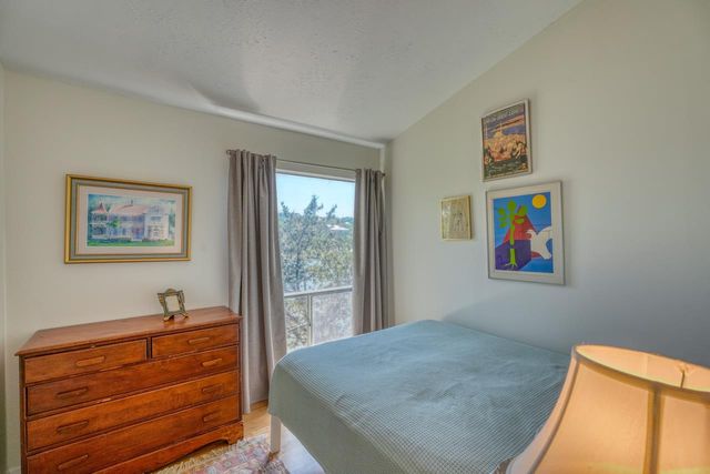 1013 Council ST, Burnet, TX 78611