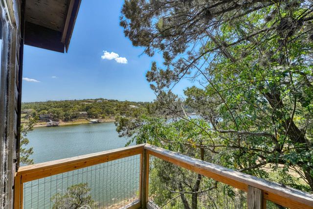 1013 Council ST, Burnet, TX 78611