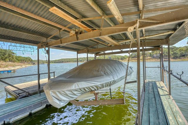 1013 Council ST, Burnet, TX 78611