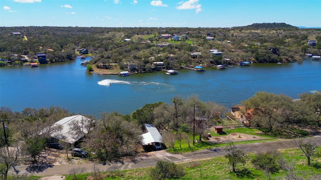 1013 Council ST, Burnet, TX 78611